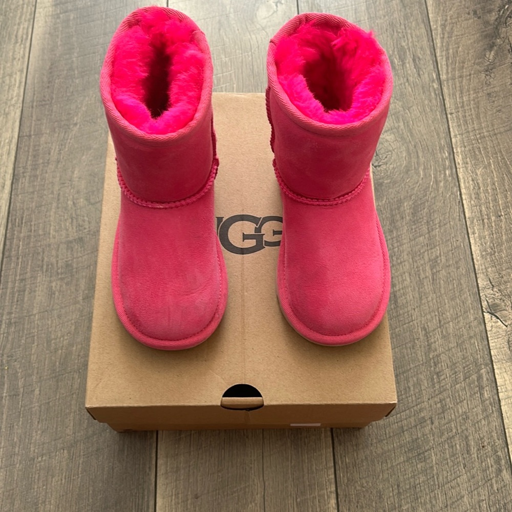 Pink ugg boots